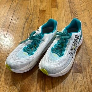 Hoka Mach X